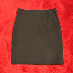 Jones & Co. Essentials Black Knee Length Skirt